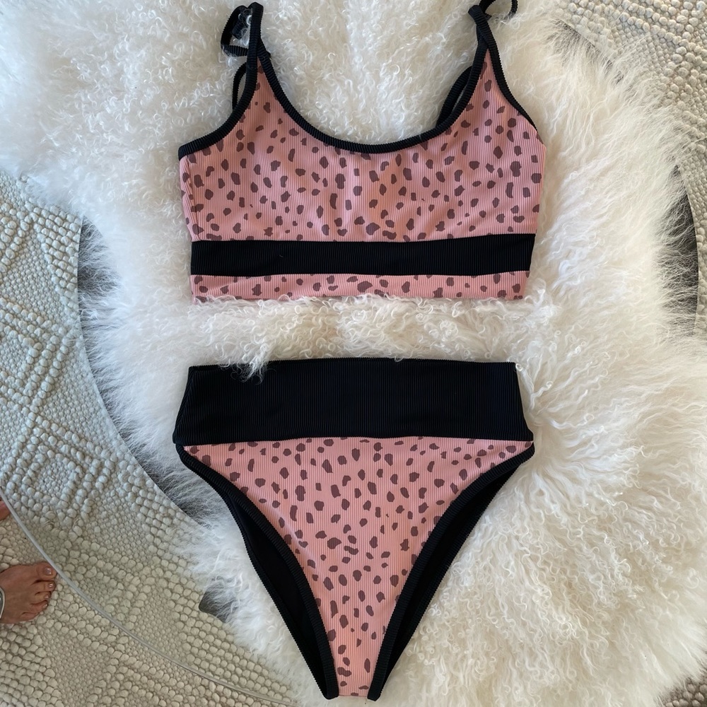 Beach Riot Bikini Emmy & Eva